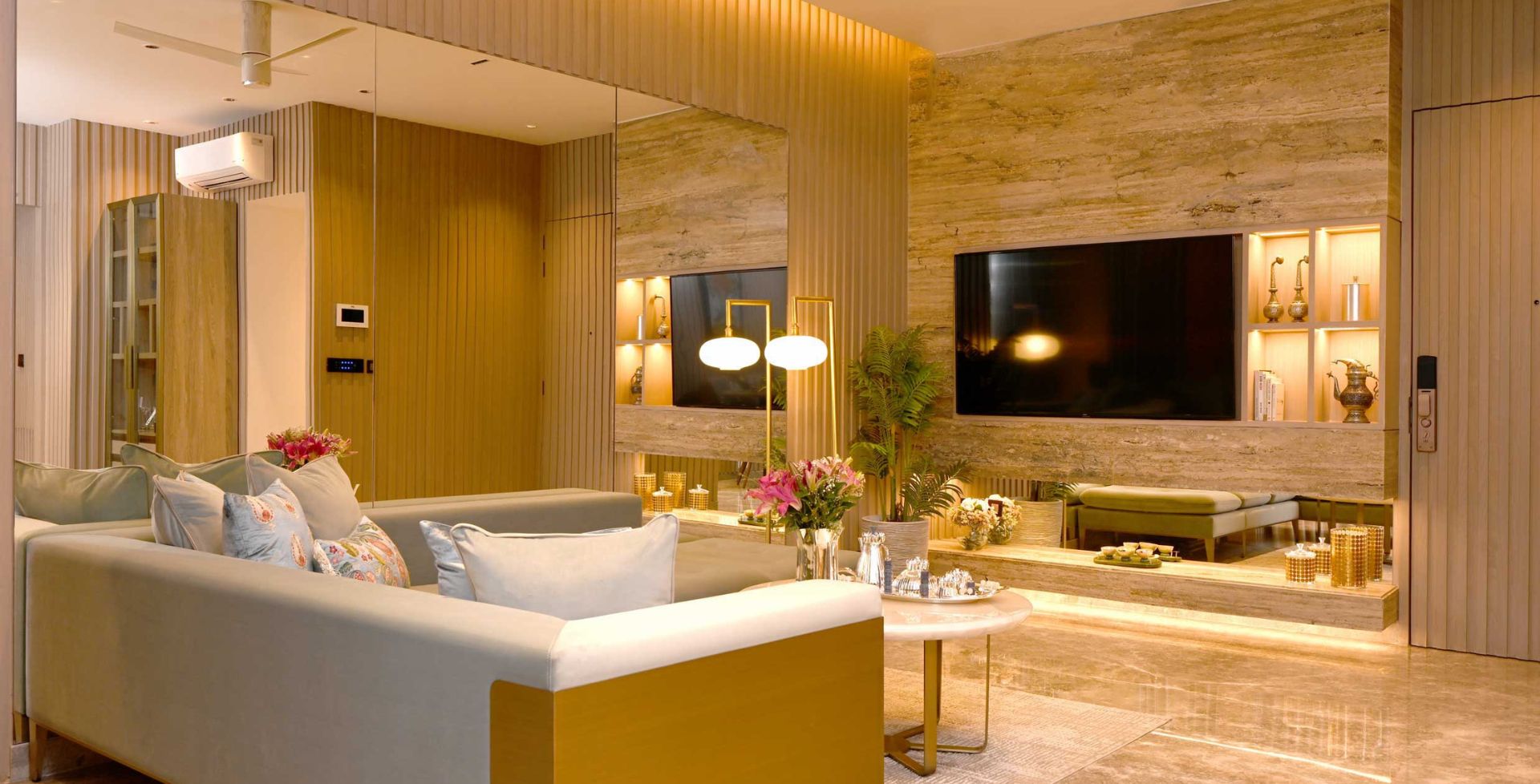 luxury residences in delhi